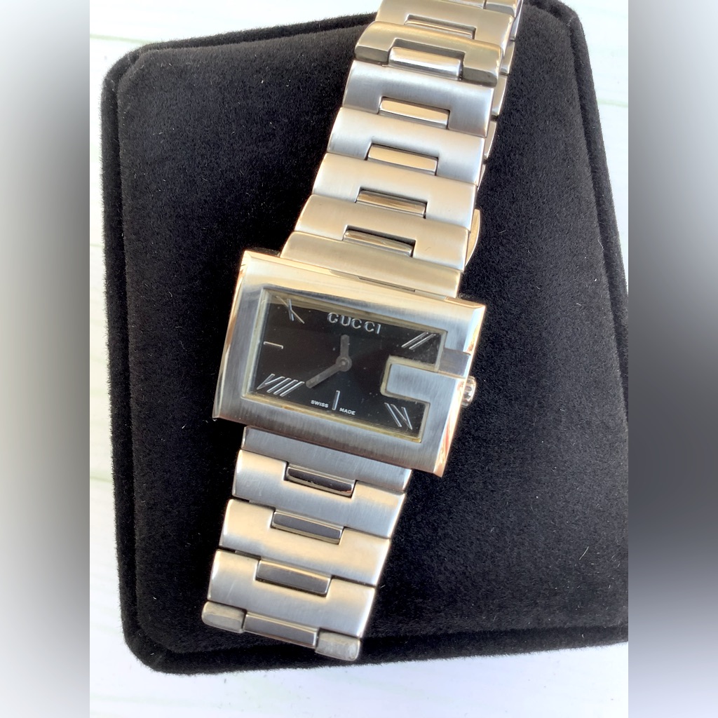 Authentic Gucci Stainless Steel Wristwatch